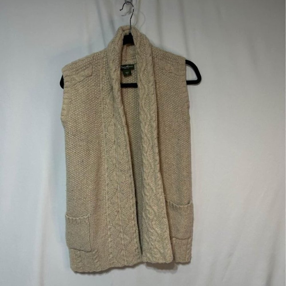Woman’s Eddie Bauer wool blend sleeveless vest. Cable knit. Pockets. Size small.